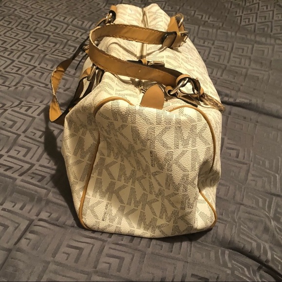 A beautiful mk bag - Picture 5 of 5